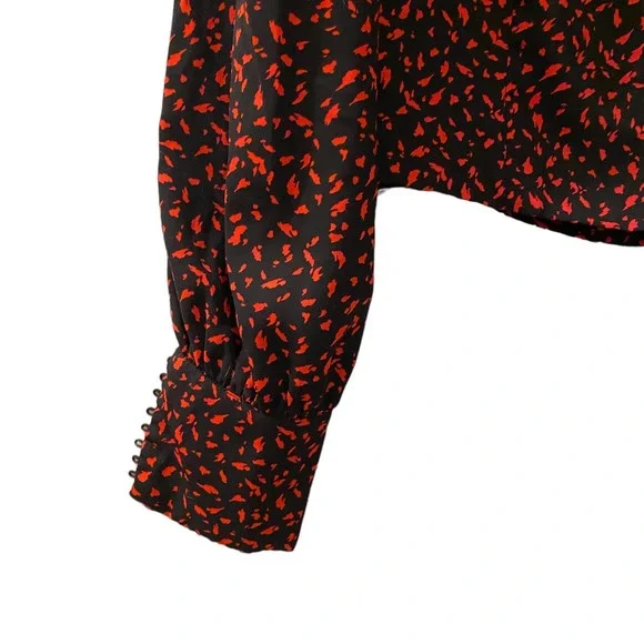 Dynamite Black and Red Top Blouse Long Sleeve Puff Sleeve Size M - Picture 10 of 10